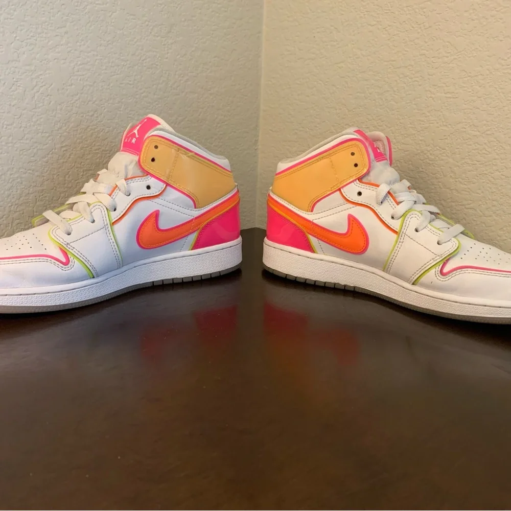 Nike Air Jordan 1 Mid GS Edge Glow Pink Orange Yellow Multicolor CV4611-100 7Y I